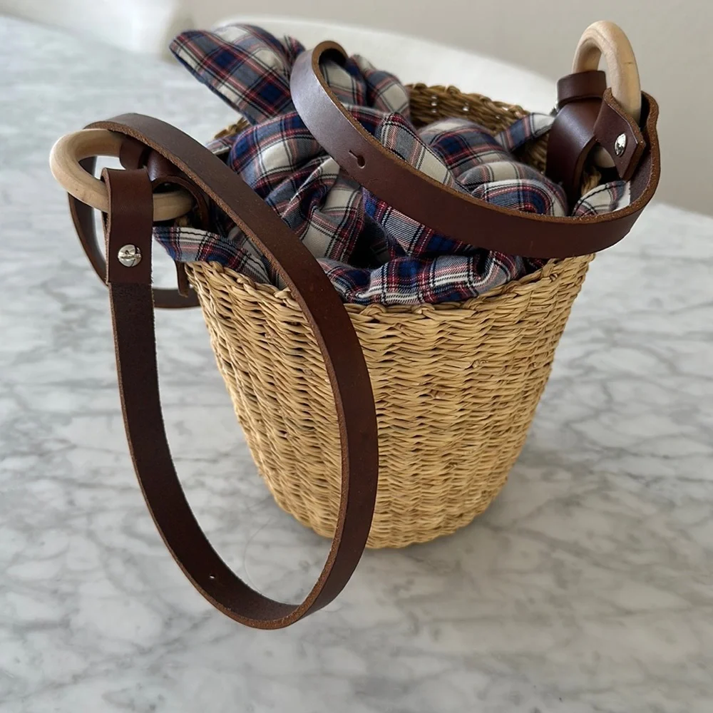Muun Straw basket bag - Picture 1 of 9
